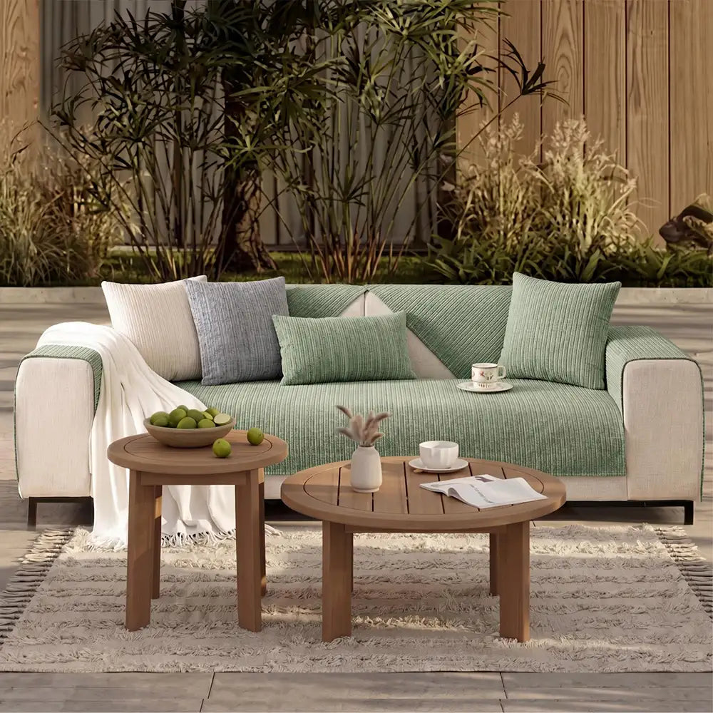 Einfache, einfarbige Outdoor-Couch-Hülle aus kratzfestem Chenille
