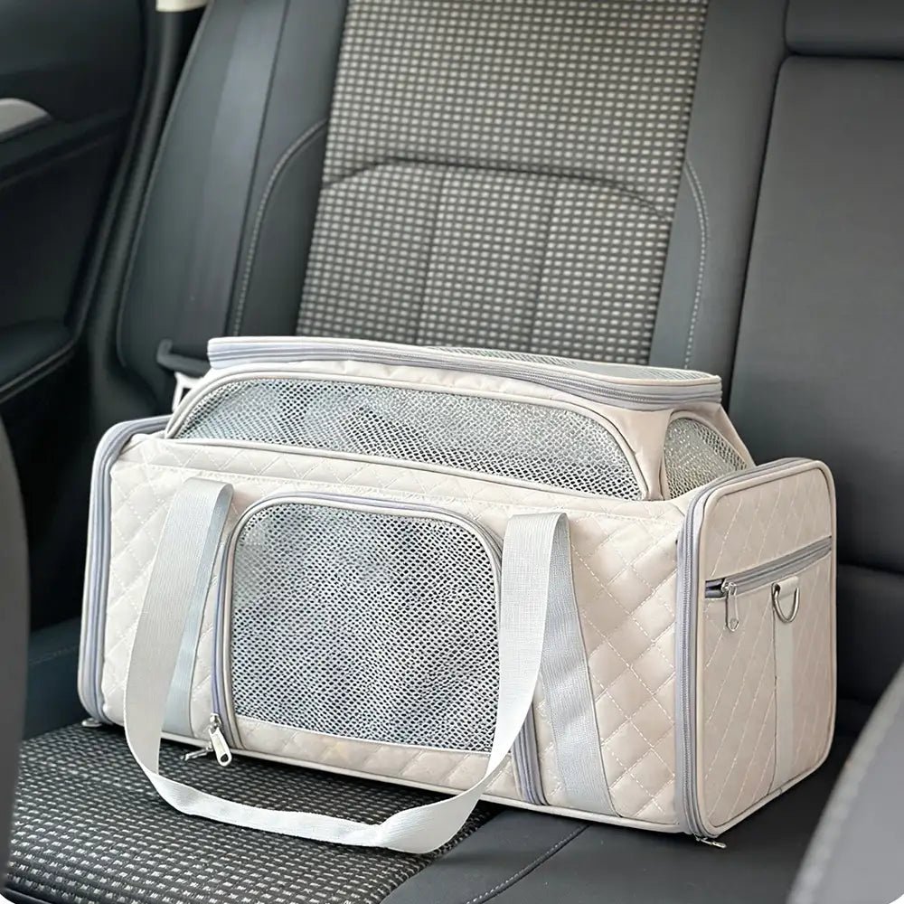 Classic Diamond Pattern Portable Cat Carrier Large-Capacity Expandable Pet Carrier Bag