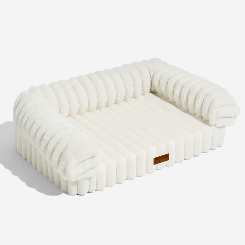 Cremefarbenes flauschiges, komfortables orthopädisches Hunde- und Katzensofabett