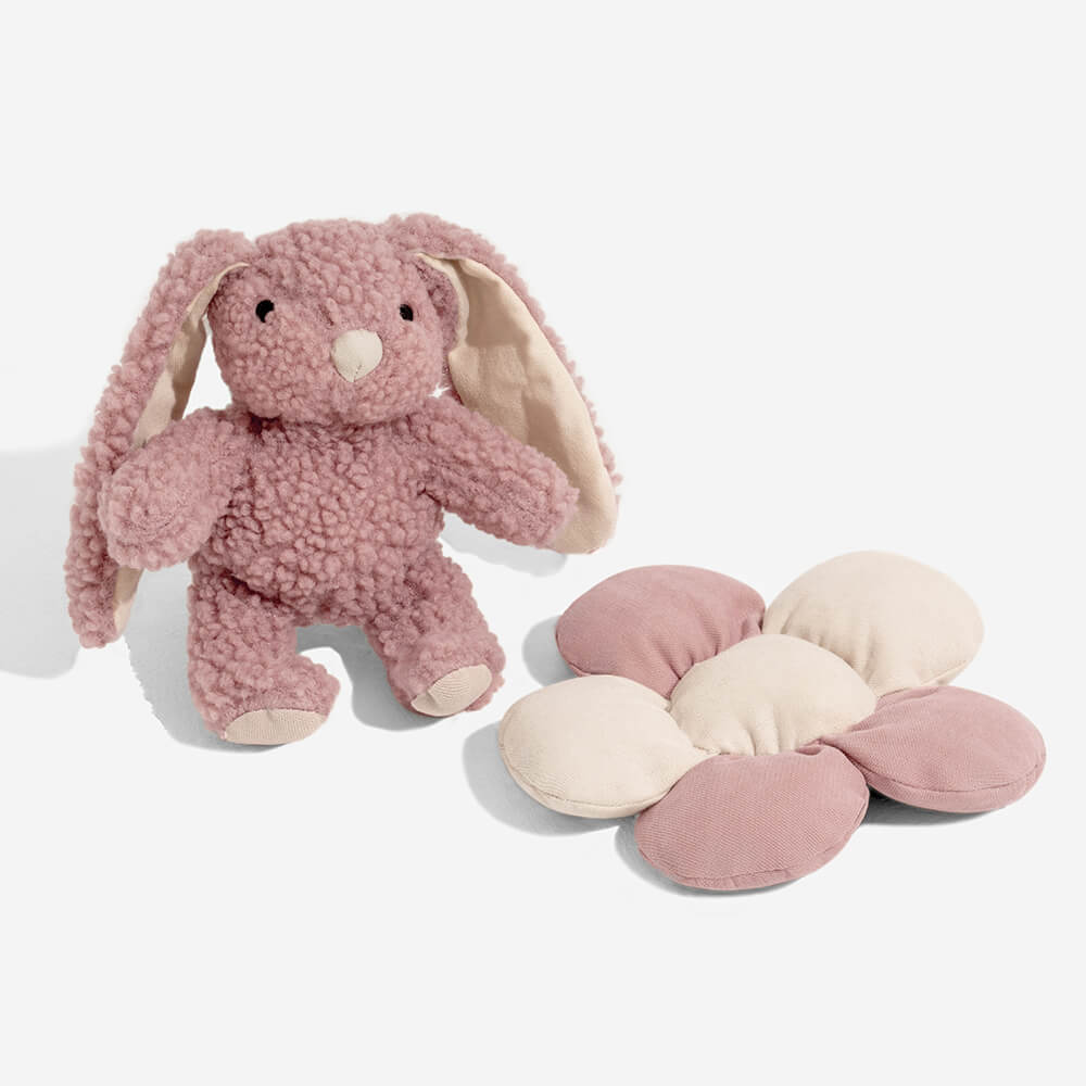 Cremefarbenes flauschiges, komfortables orthopädisches Hunde- und Katzensofabett