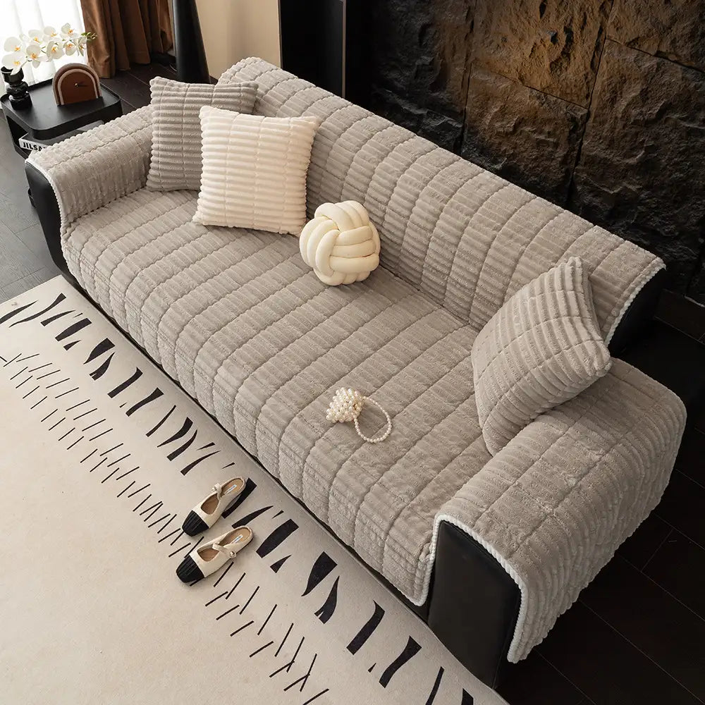 Einteiliger gemütlicher Flanell-Sofaschutz Rutschfester Outdoor-Sofabezug