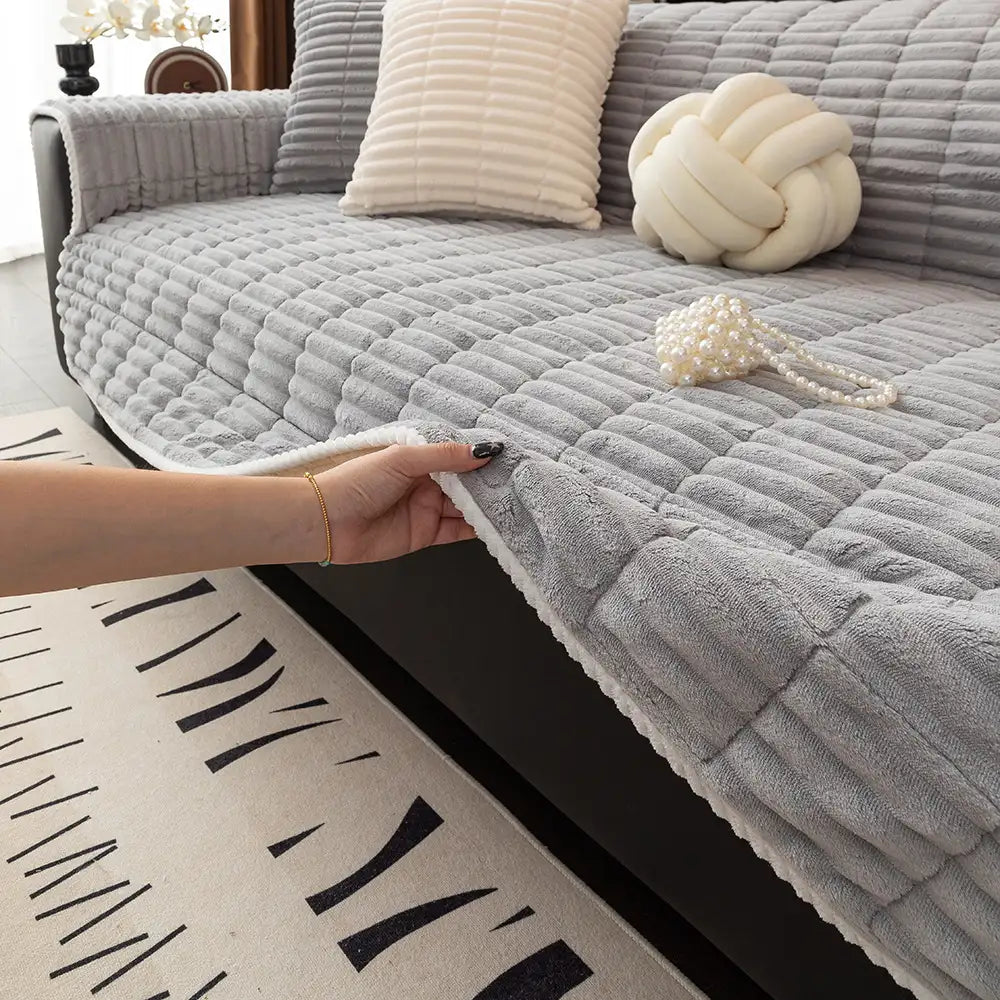 Einteiliger gemütlicher Flanell-Sofaschutz Rutschfester Outdoor-Sofabezug