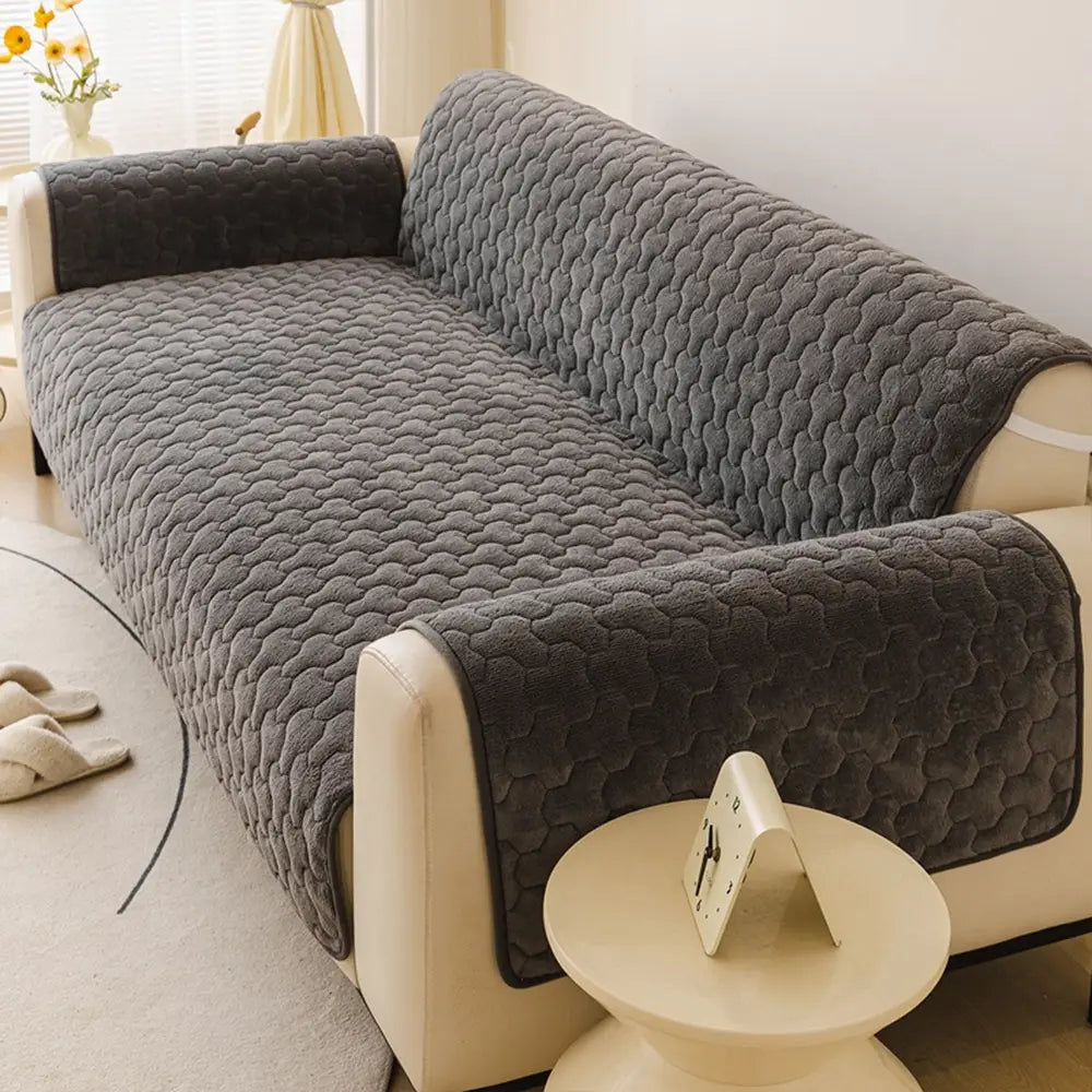 Einteiliger, kurzer Plüsch, bequemer, hautfreundlicher Möbelschutz für Sofas – Puzzle
