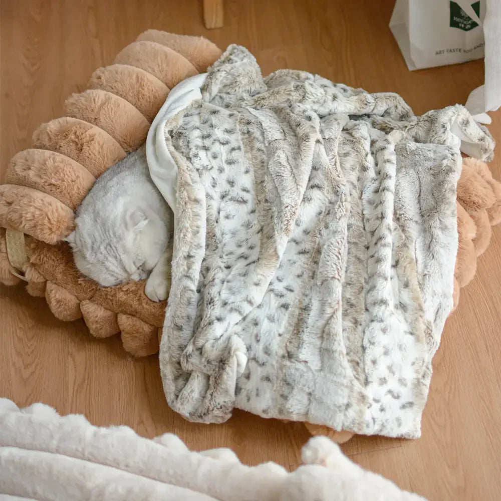 Softness Faux Rabbit Fur Warming Pillow Dog Bed - Cozy Cloud