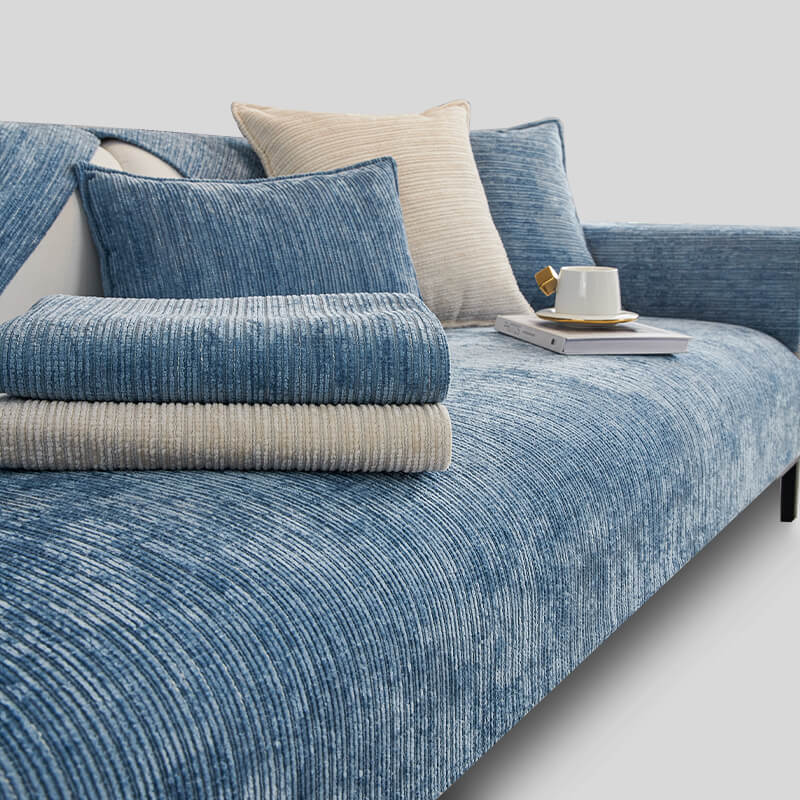 Einfache, einfarbige Outdoor-Couch-Hülle aus kratzfestem Chenille