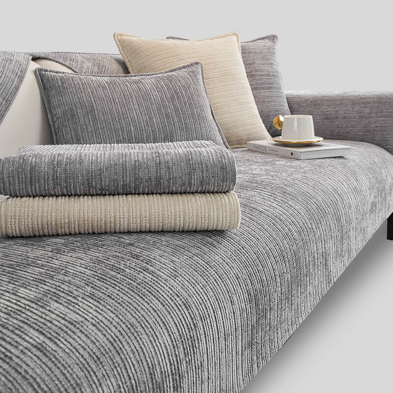 Einfache, einfarbige Outdoor-Couch-Hülle aus kratzfestem Chenille