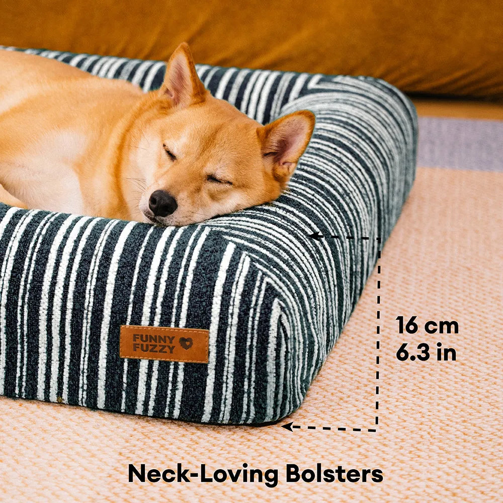 SnugNest Orthopädisches Outdoor-Hundebett mit Texturiertem Streifenmuster