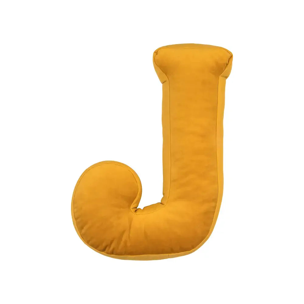 Samtkissen mit Buchstabenmotiv für die Couch